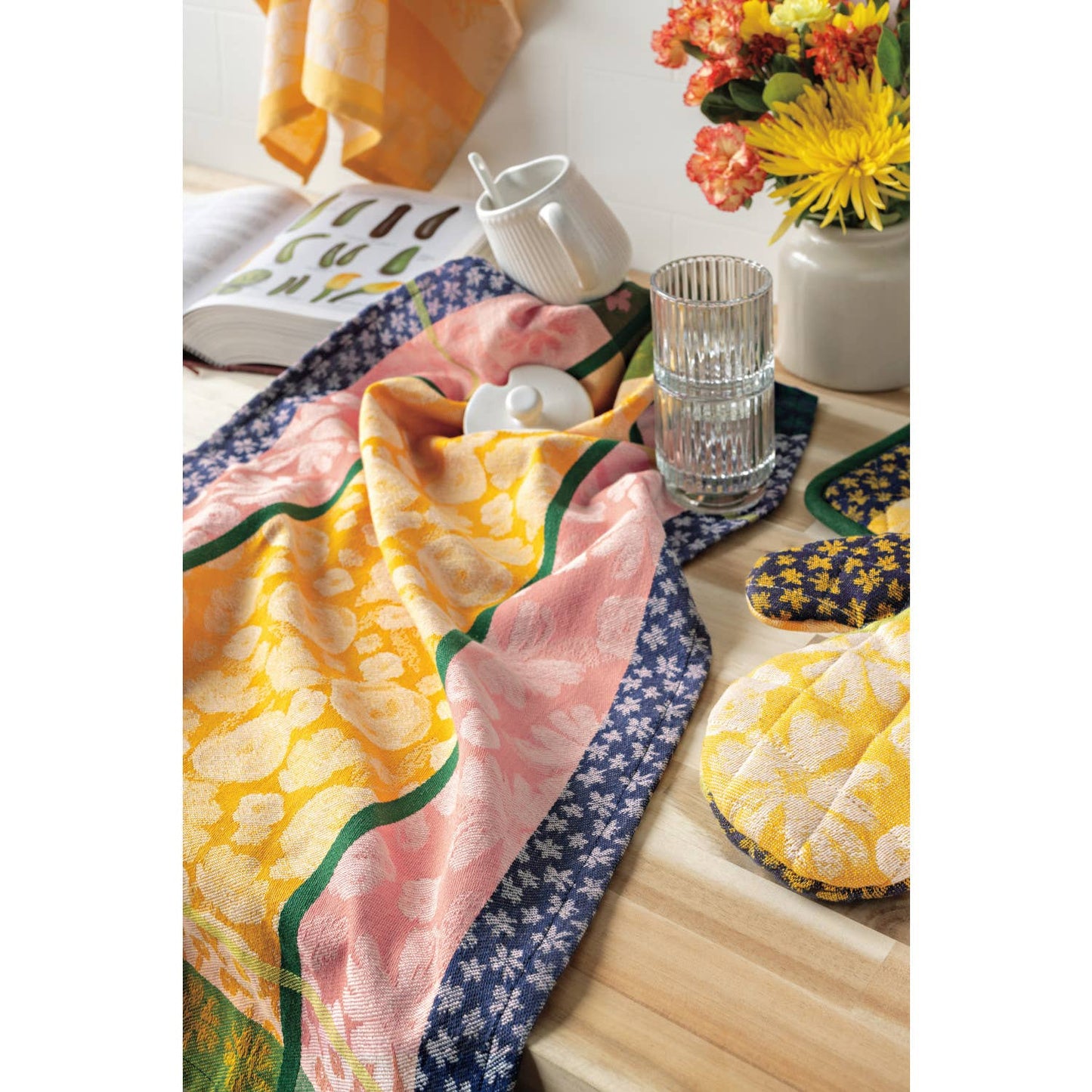 Dishtowel, Full Bloom Jacquard Dishtowel